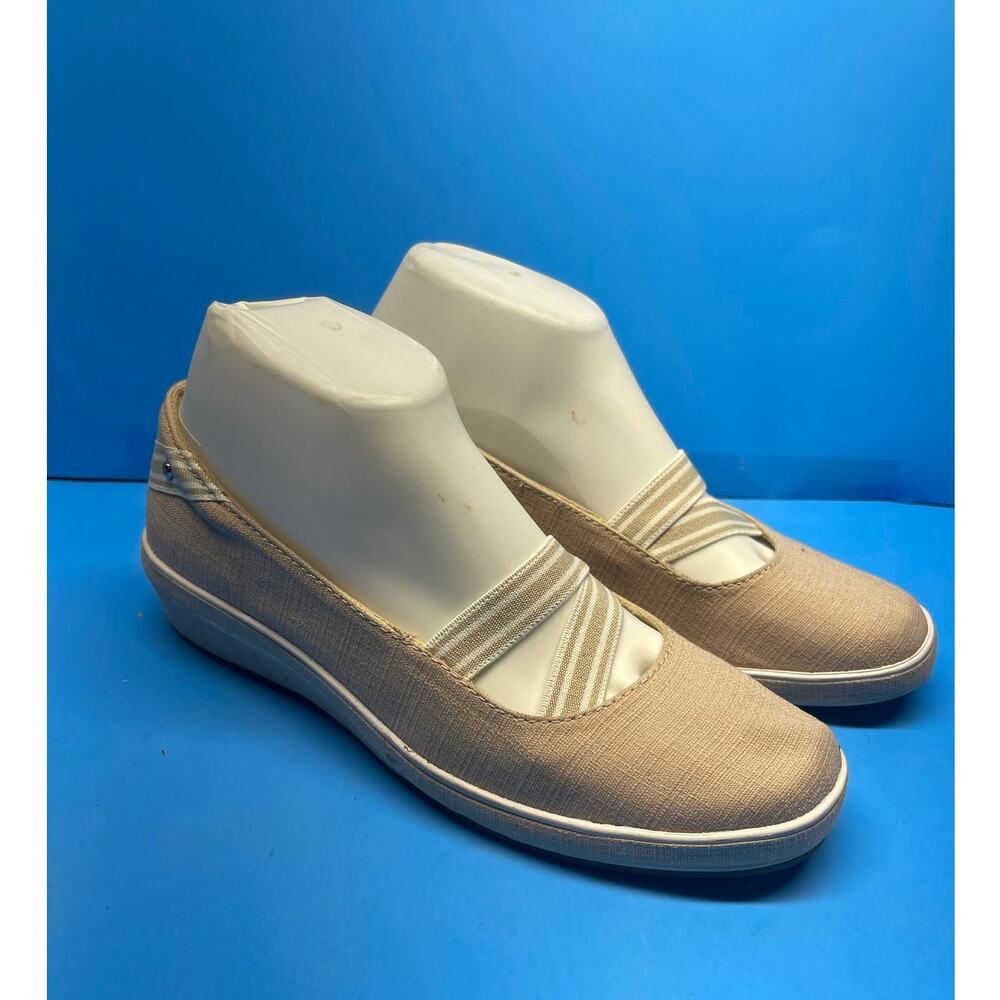 Grasshopper Woman's  Beige Maribelle Mary Jane Slip On Canvas Shoes size 8